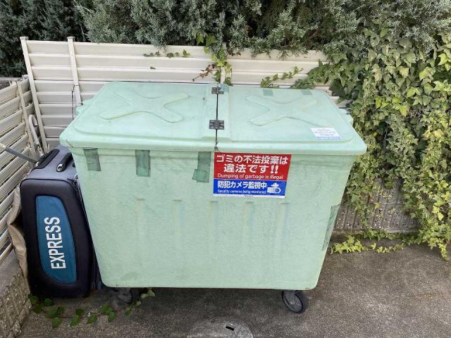レオパレスフローラ
