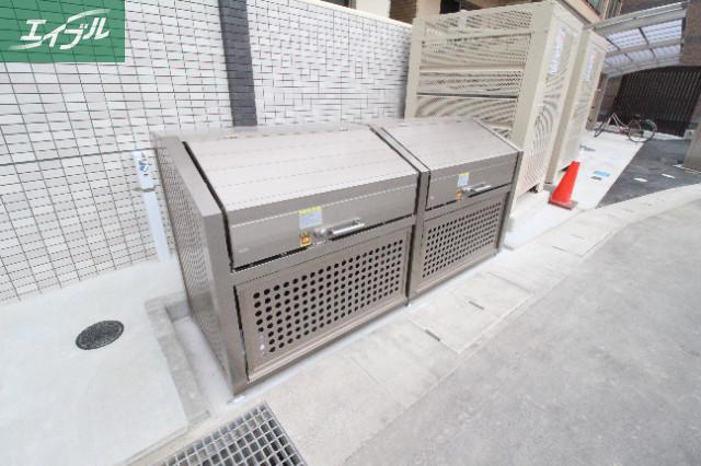 コクーン大元駅前