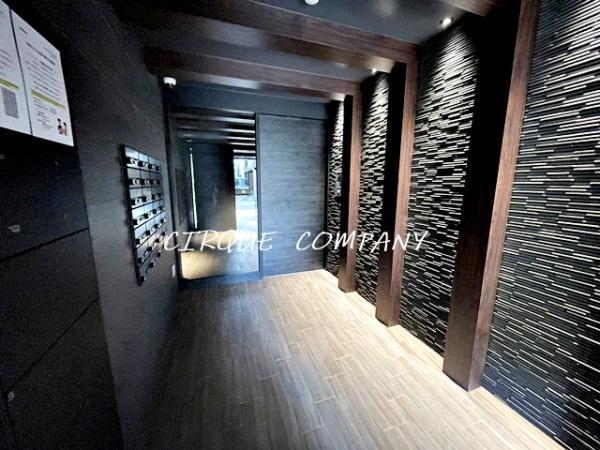 レア横濱天王町弐番館