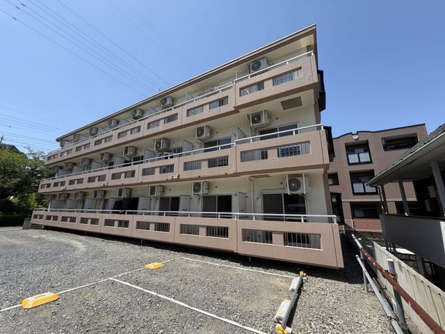 コンフォール河井