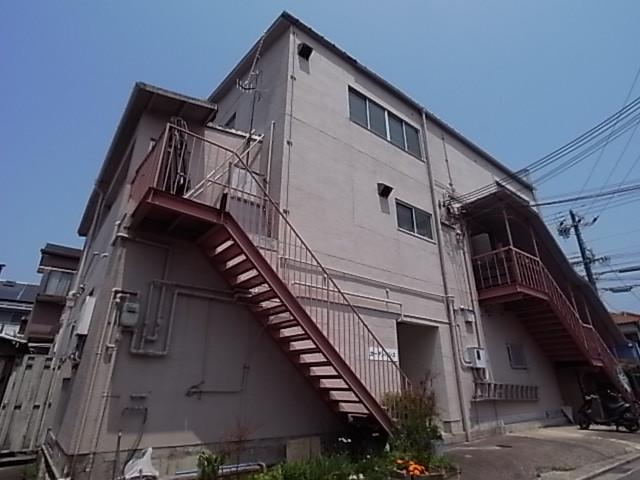 ガーデンパレス