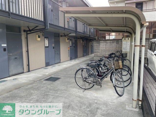 レオパレスリブェール西原