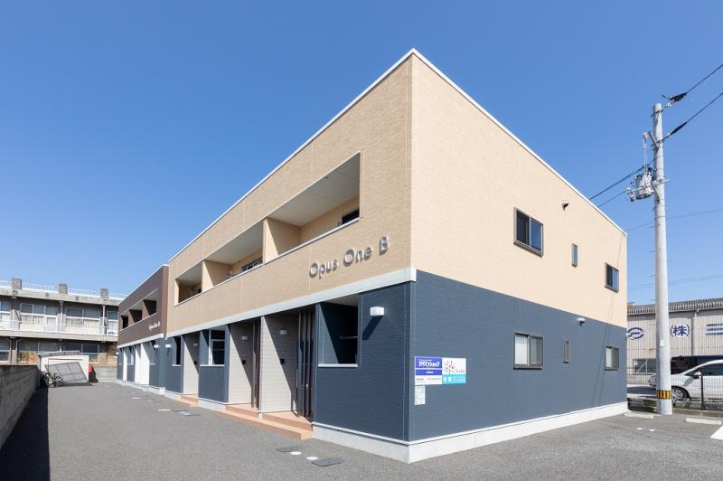 OPUS ONE A・B