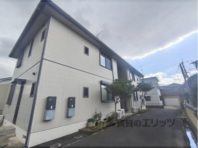 ファミーユ下山(2LDK/1階)