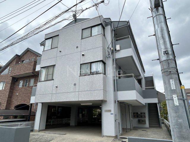 シャトルエヌティ