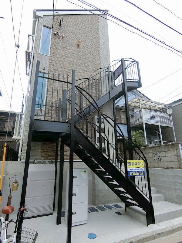 ハーミットクラブハウス神奈川新町II