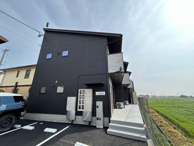 ラフィネ岡崎(1LDK/2階)
