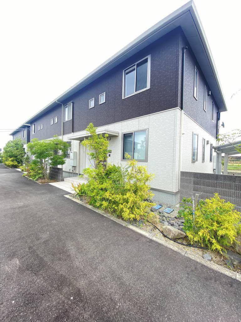 シャーメゾン郡家 C棟