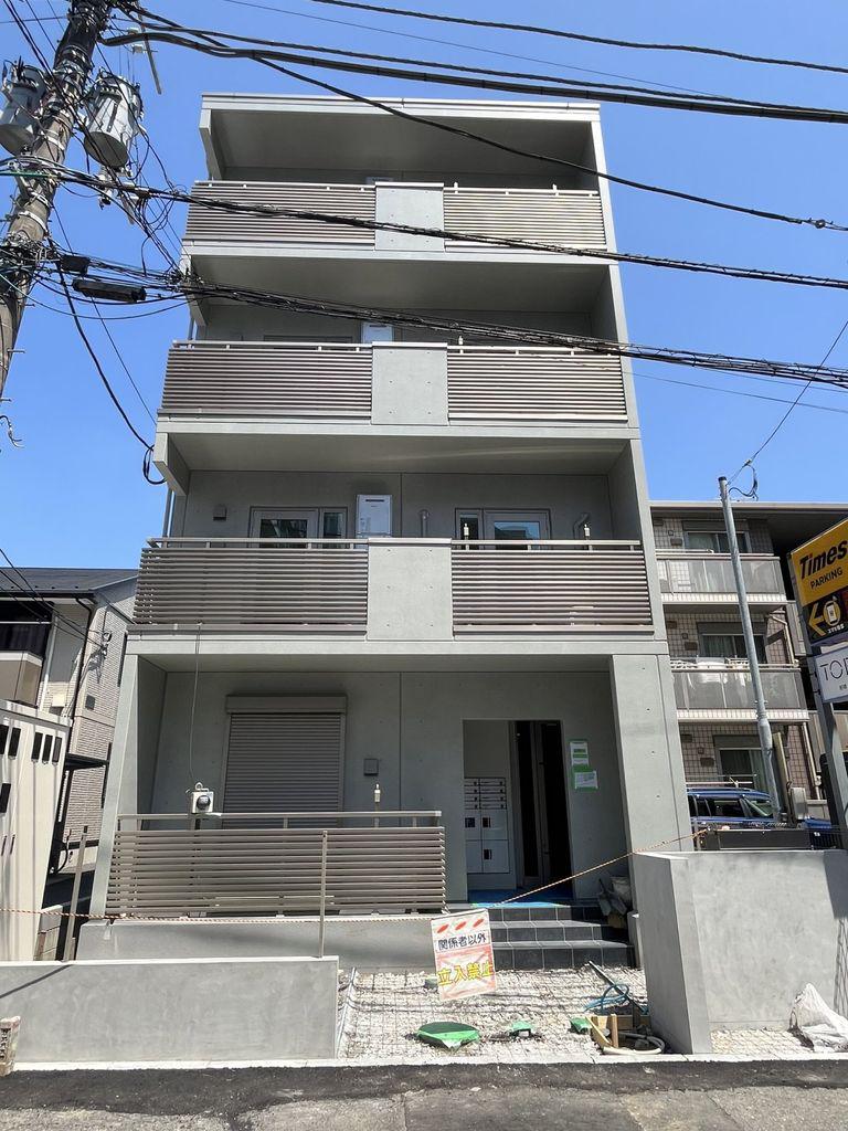 Y-CONDO