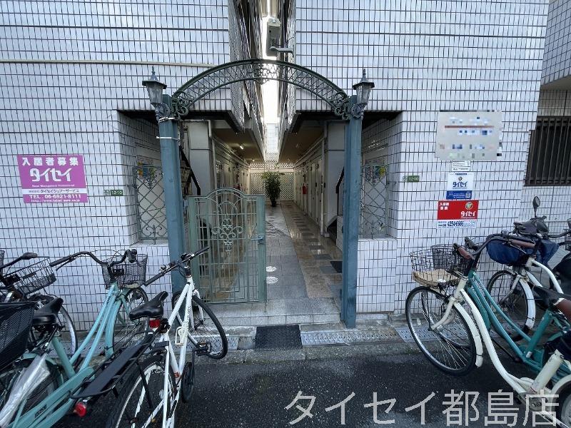 フューチャー1号館