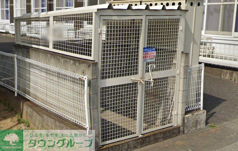 レオパレスチャーム