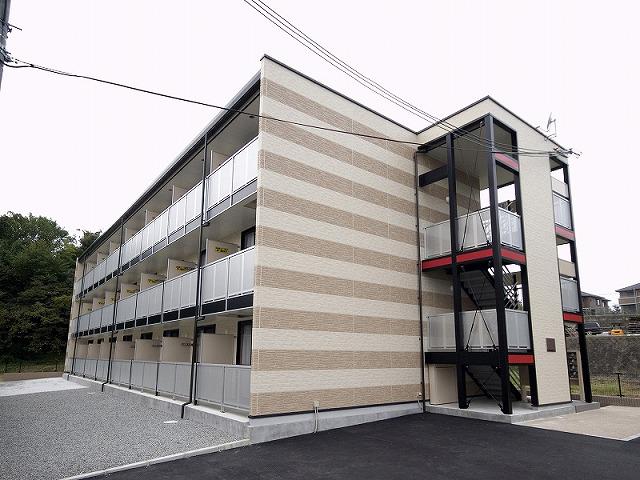 レオパレスサンコート学園前B