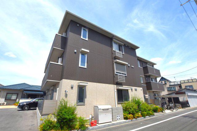 地下鉄谷町線 喜連瓜破駅 徒歩19分 3階建 築5年