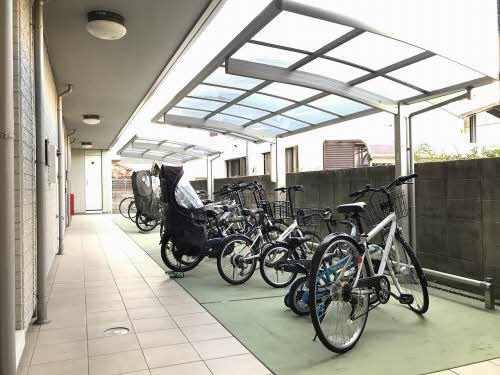 徳島県徳島市 3階建 築14年