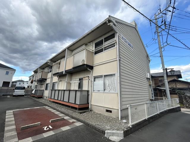 タウニィタカダ