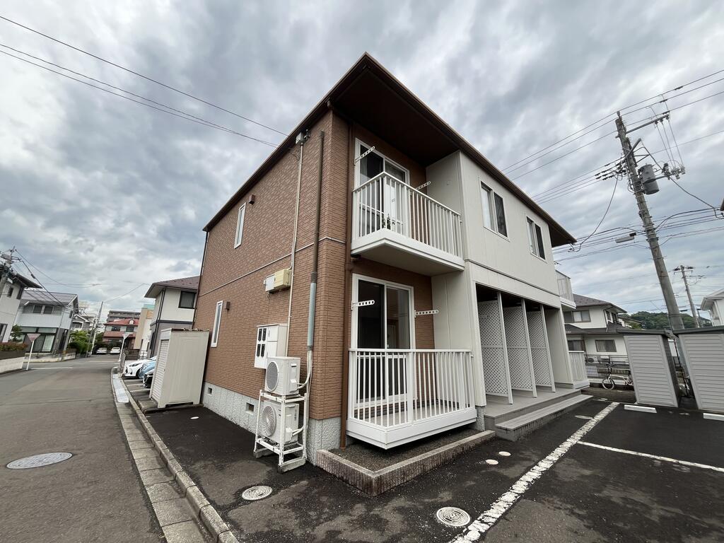 アムール1番館A