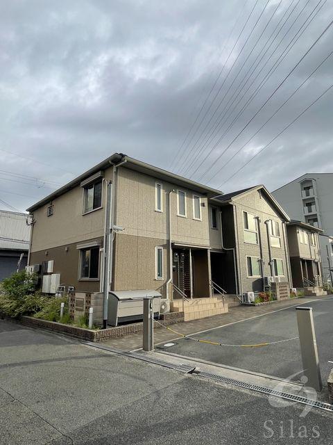 COZY COURT