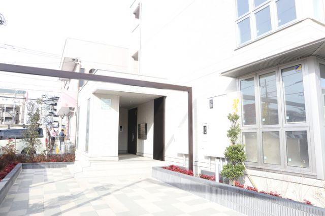 D-ROOMTODA FRONT COURT A