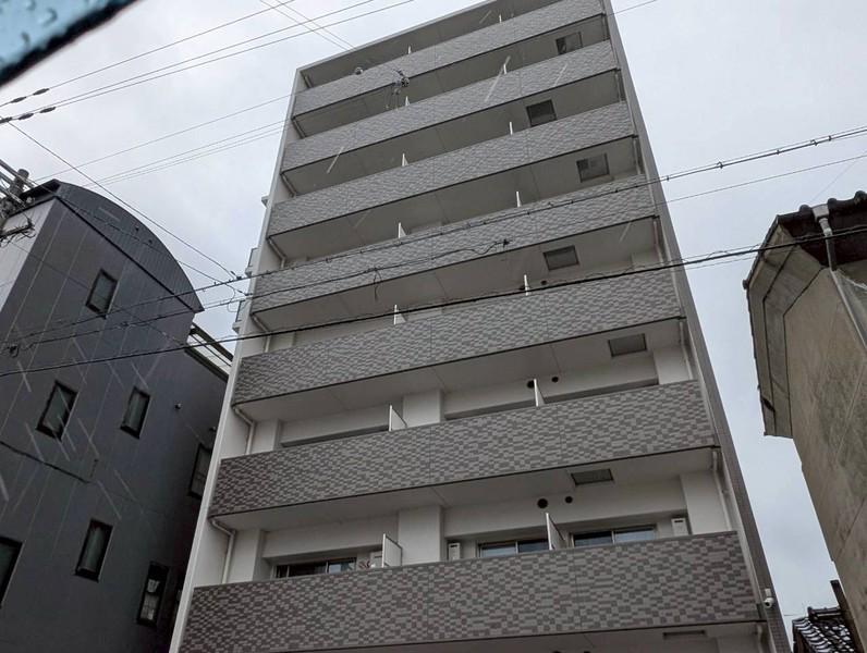クロスフロント十二所