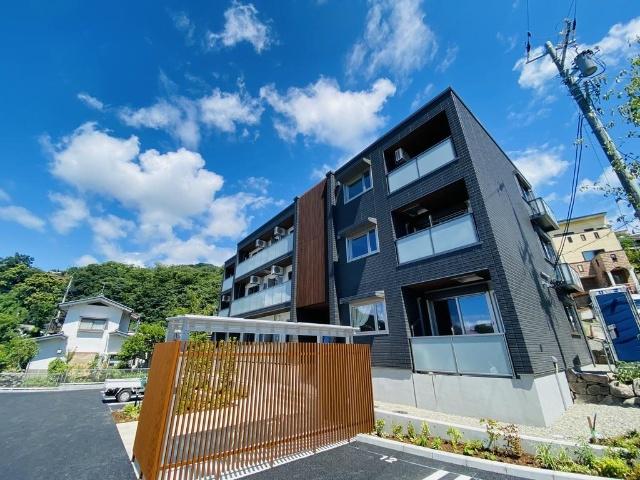 A CLOUD RESIDENCE