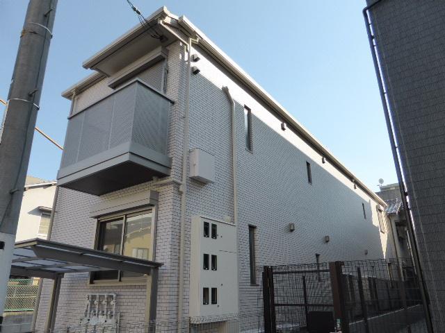 ファミーユ舟入