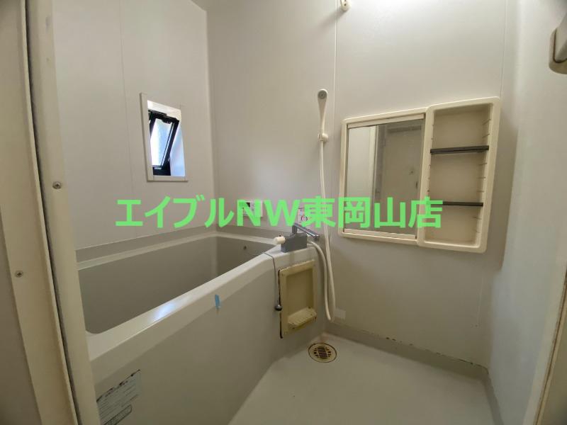 フローラル東岡山C