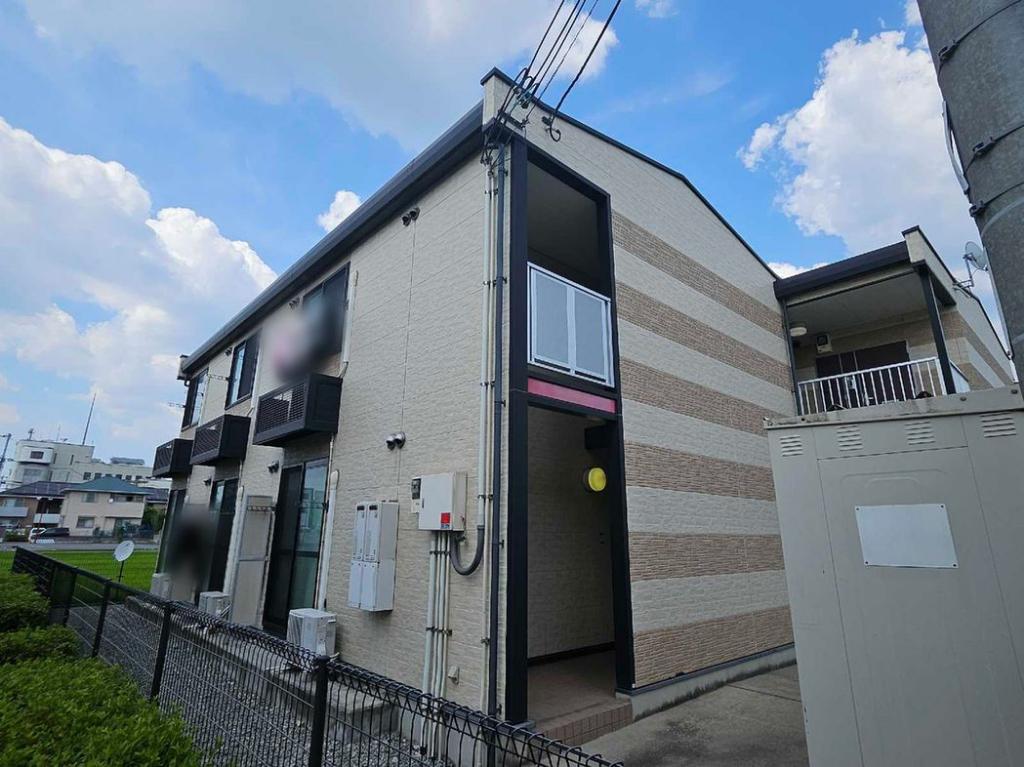 レオパレス八条III
