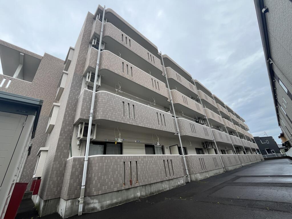 HAUSE.A荒井