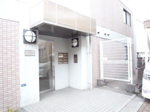 クレスト初台