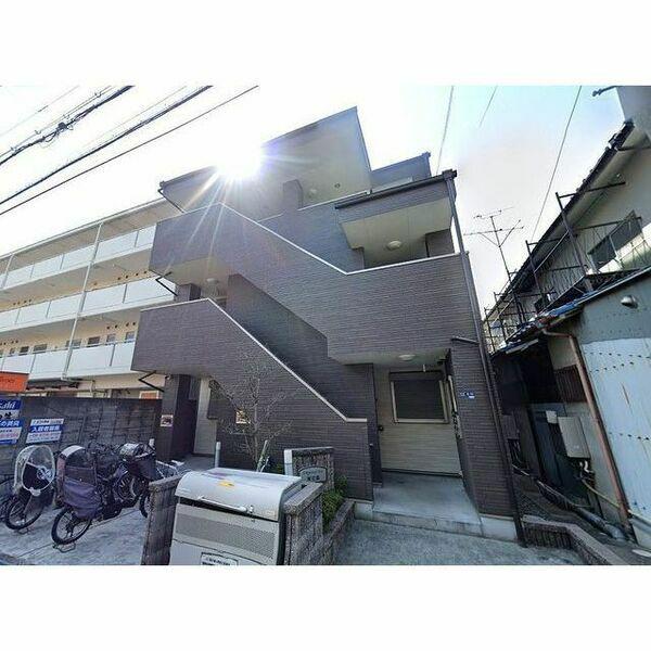 アンプルールフェール東花園