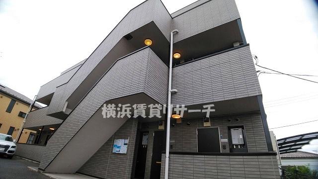 EMPEREURFER横浜子安台