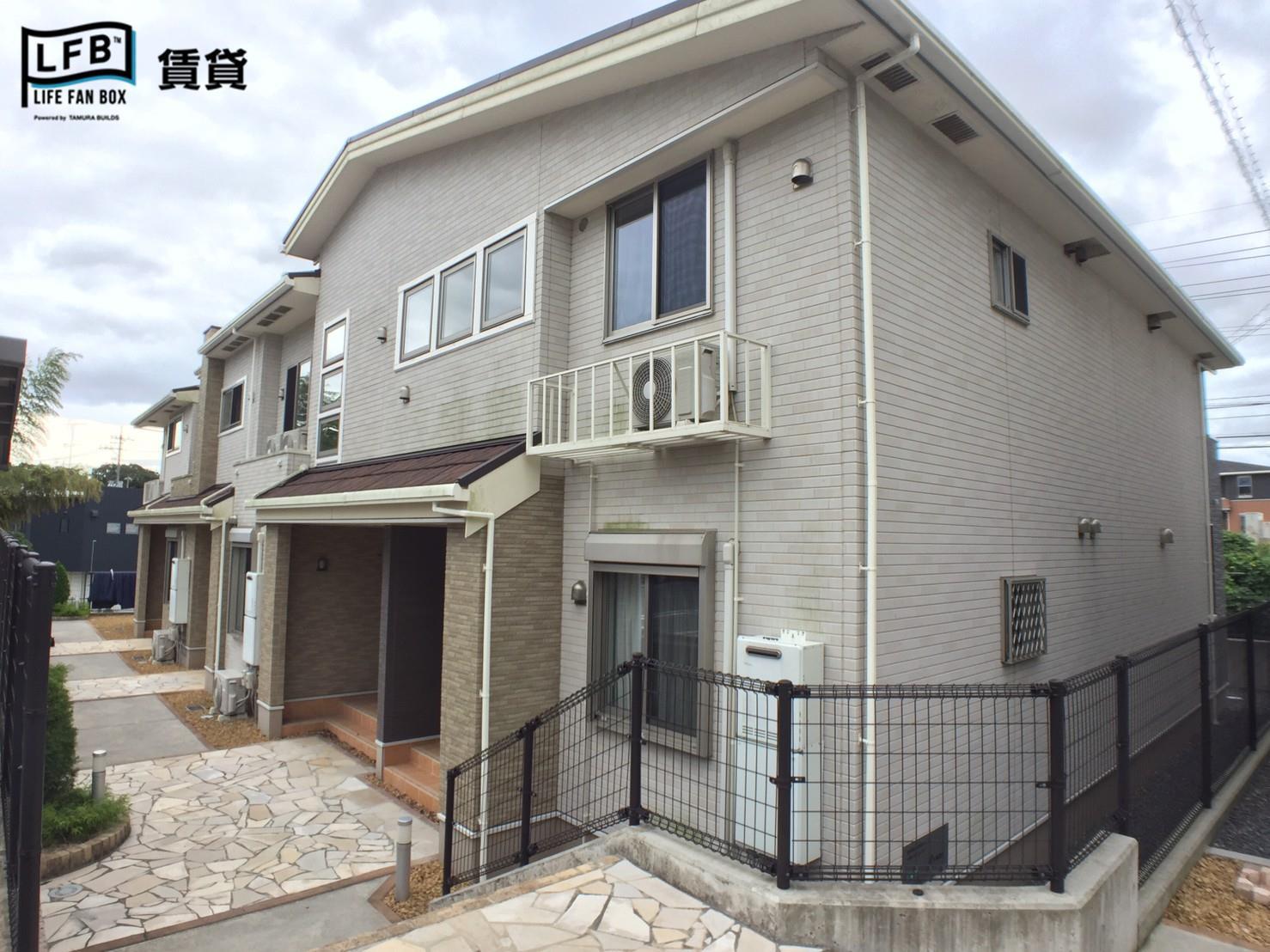 フローラ大小路A