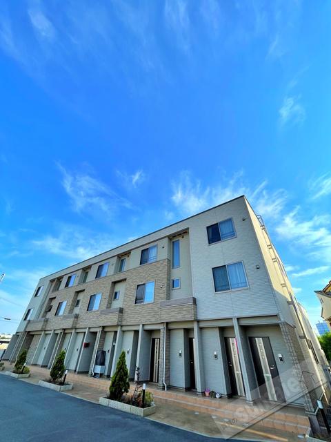 クリント ブライアント 3号館