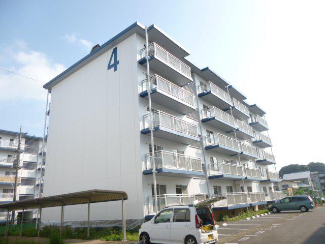 テレパレス伊勢原 4号棟