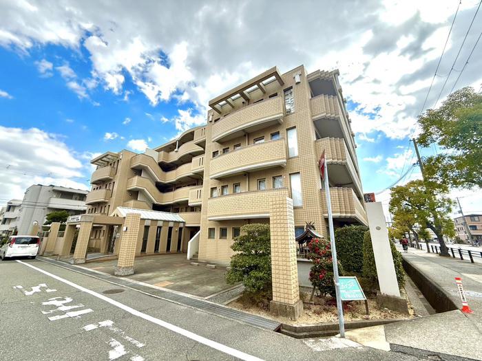 グランテール岡本