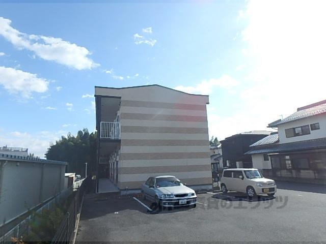 レオパレスU M E