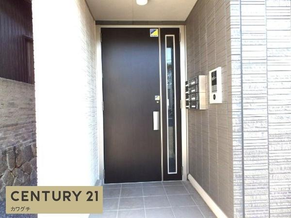 シャルム西本町 B棟