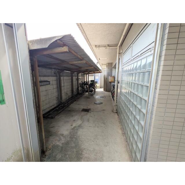 三郷FLATS