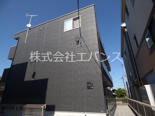 リブリ・フェリーチェメンテ