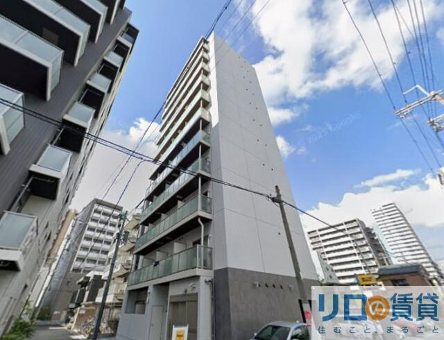 THE RESIDENCE S