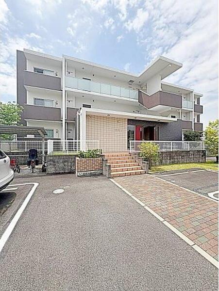 地下鉄名城線 瑞穂運動場東駅 徒歩8分 3階建 築10年