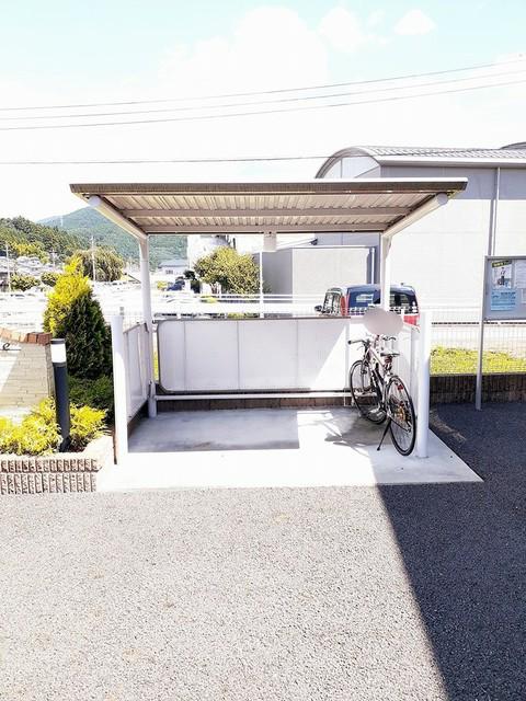 ＪＲ吾妻線 中之条駅 徒歩10分 2階建 築9年