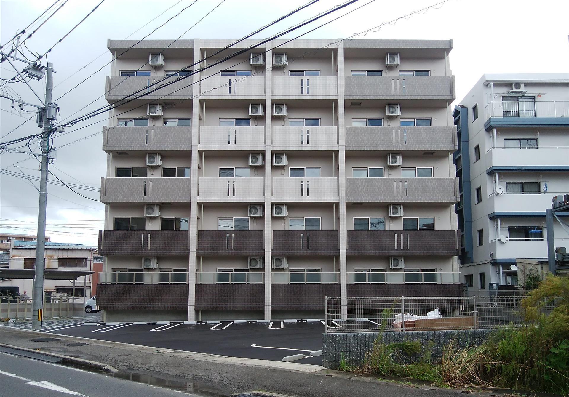 THE APARTMENT HIKARI
