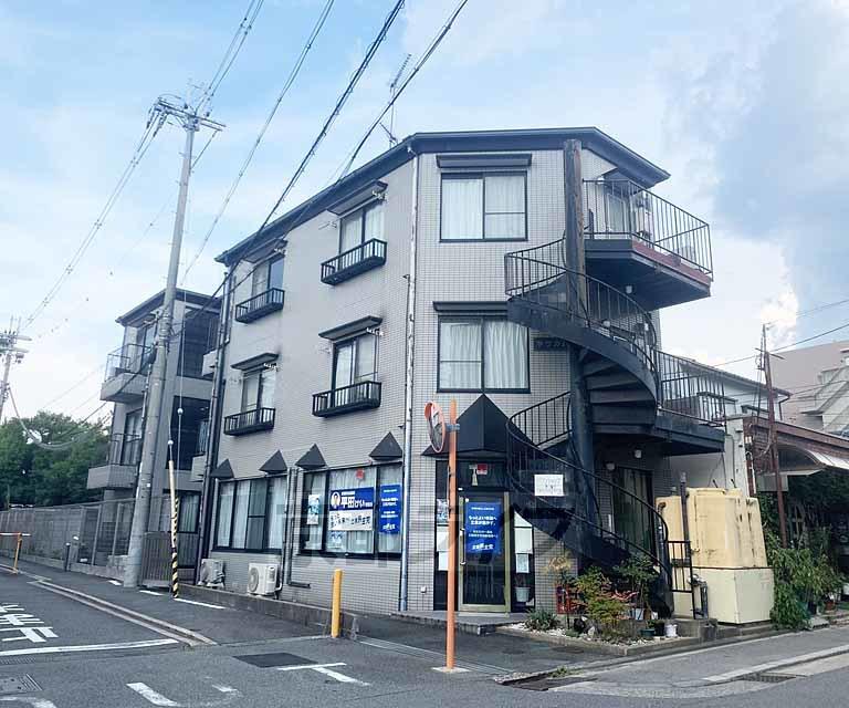 ヤサカハイツ