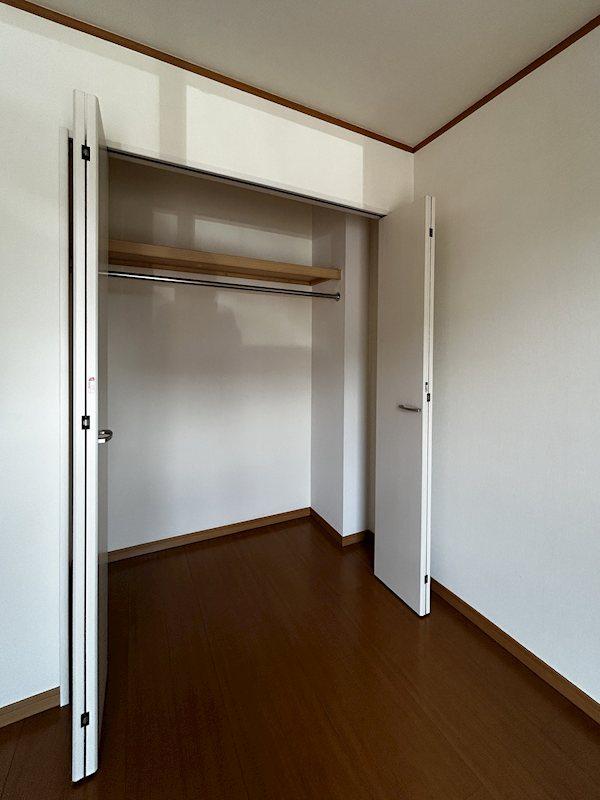 HI-STAGE