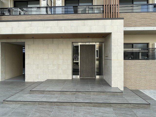 サクシード深草III