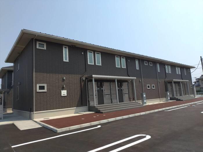 ＪＲ城端線 新高岡駅 徒歩16分 2階建 築7年