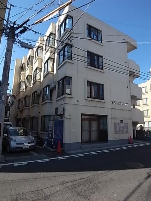 ホワイトファミール向山(1K/3階)