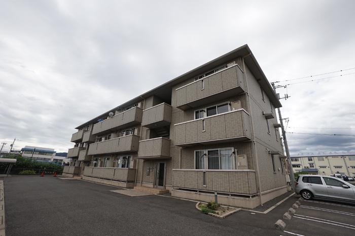 あけぼの6番館やまさ B棟