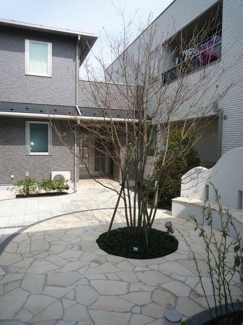 GRANDE PATIO